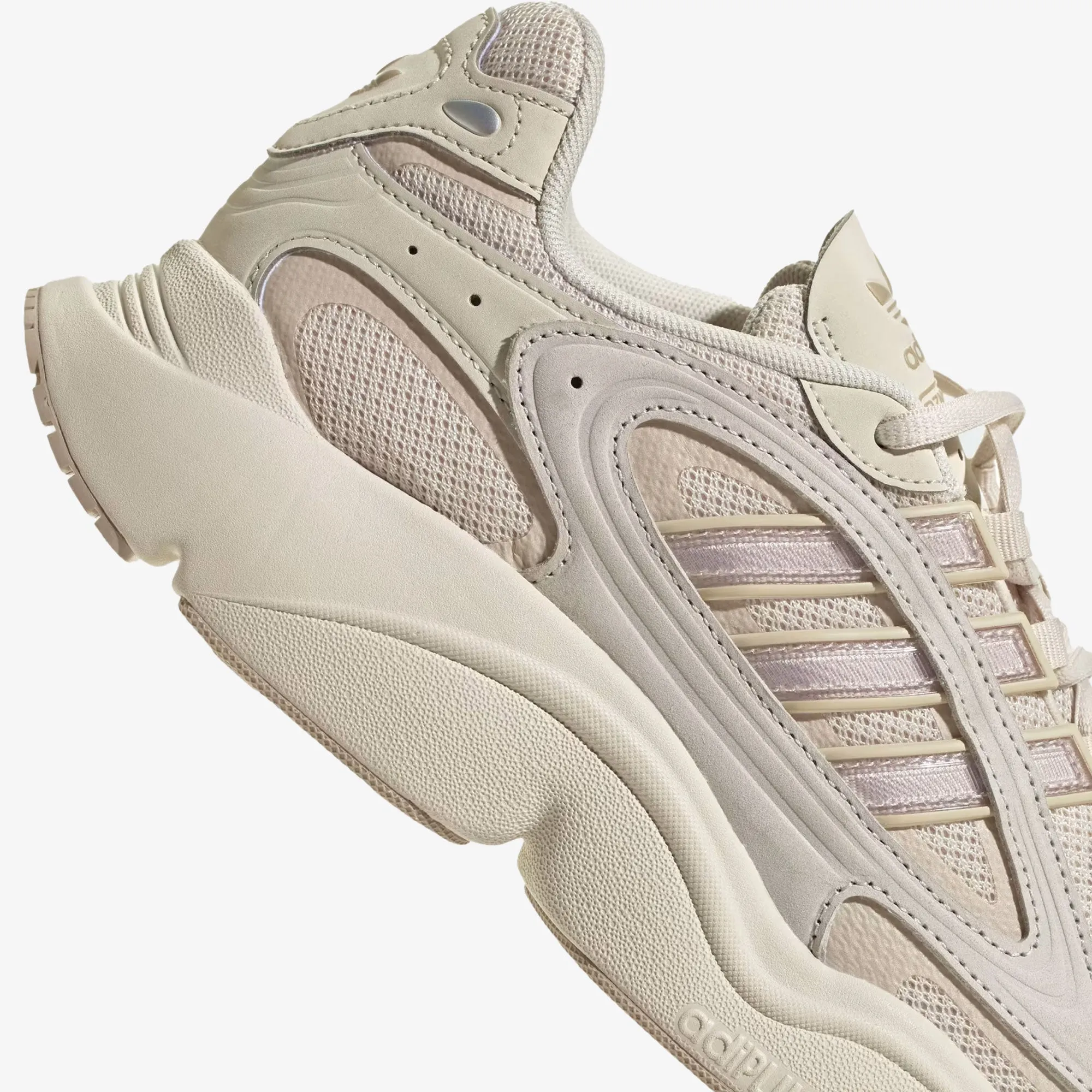 ADIDAS ORIGINALS | OZMILLEN { ALUMINIUM/WONDER BEIGE/SILVER METALLIC