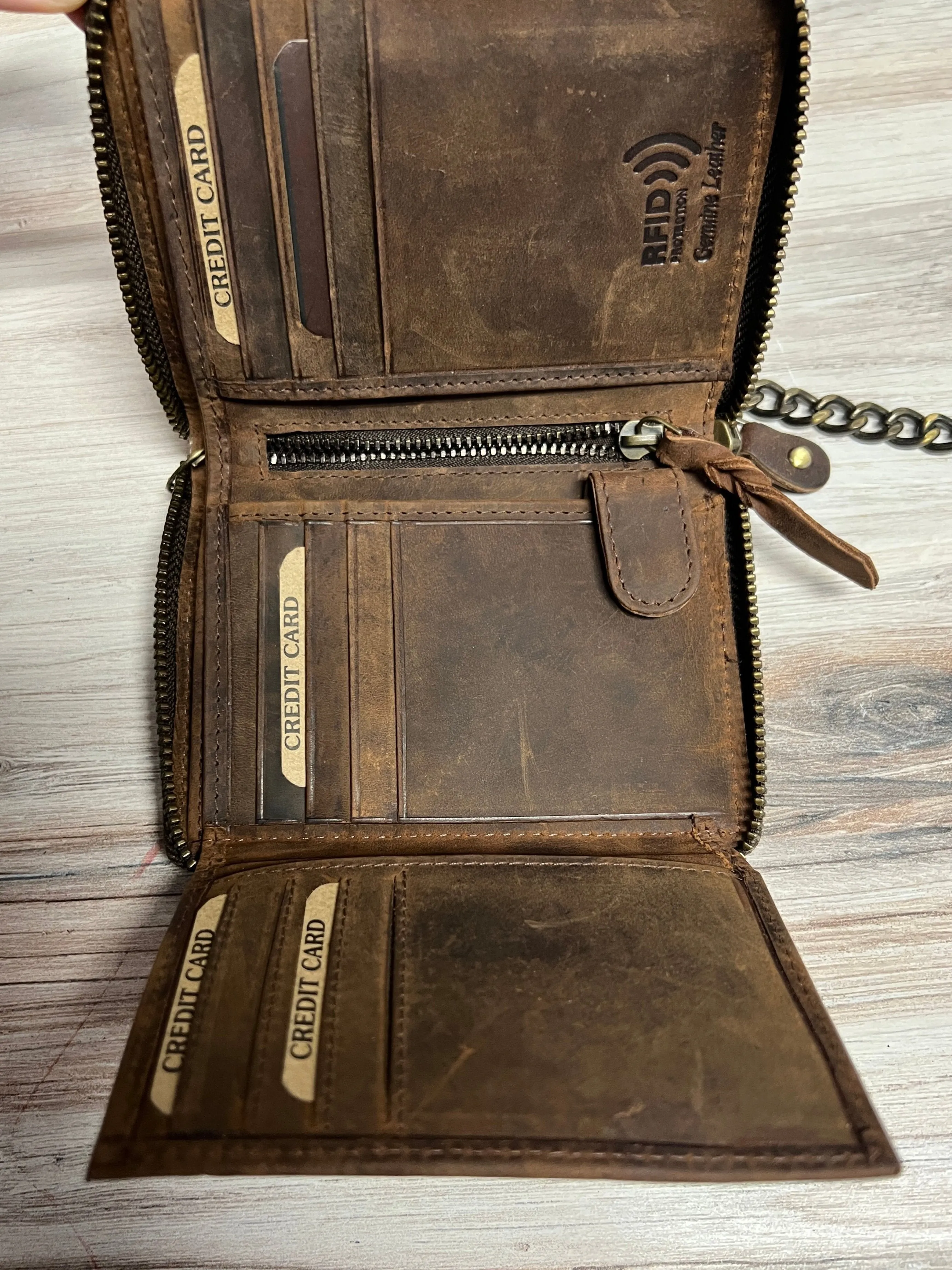 Classic Look Small Trucker Zip Wallet with Chain 51360