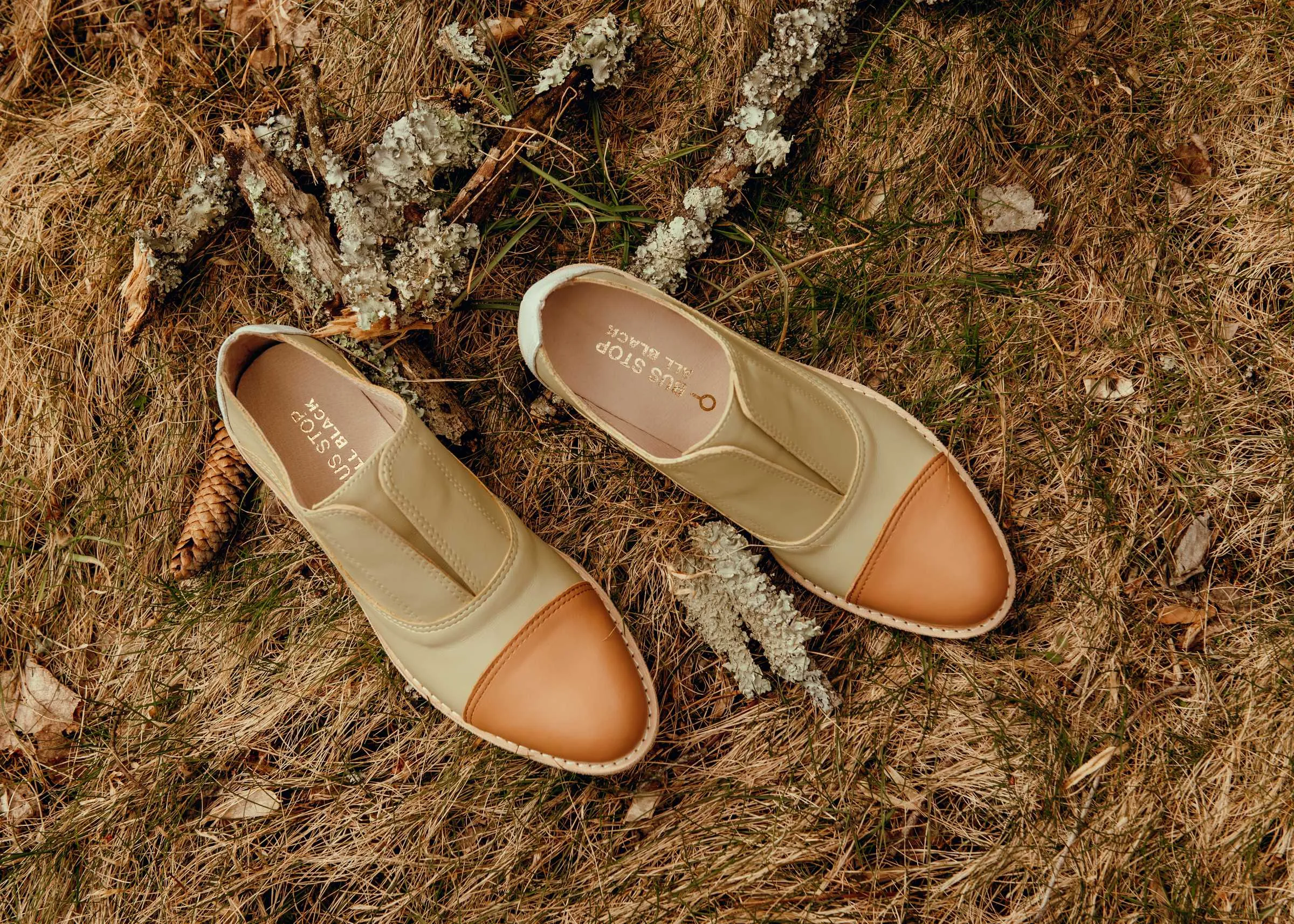 ROOT Green & Tan Leather Oxfords